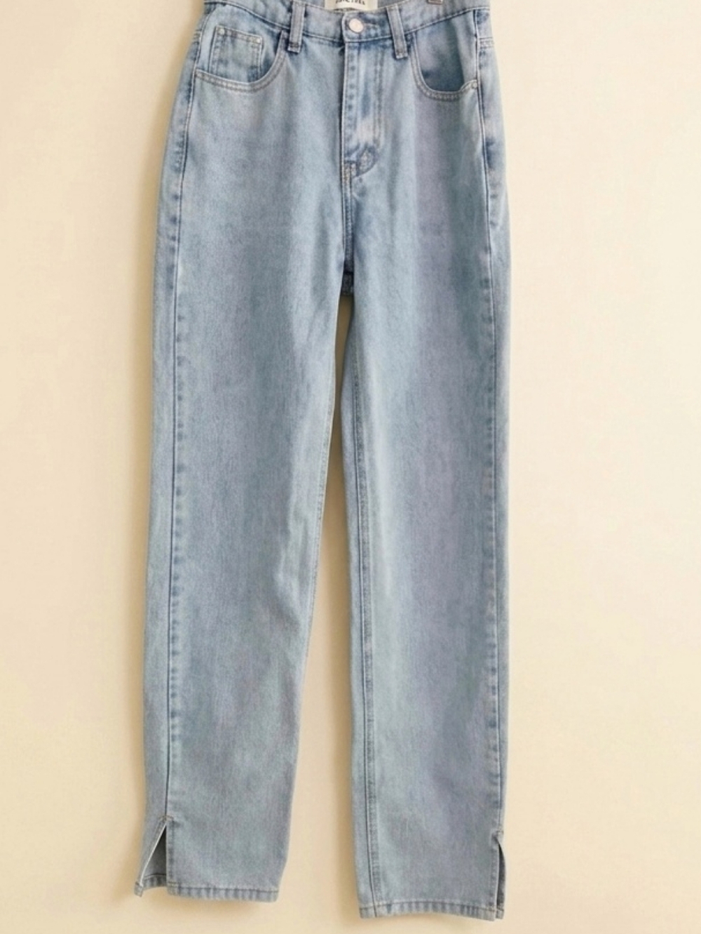 DQ Store Light Wash High-Rise Jeans – Size Small